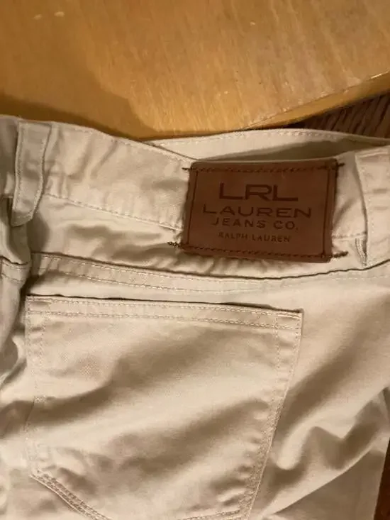 Lauren Jeans Co. Ralph Lauren Petite Khaki Mid-Calf Capri Pants Size 6P - Picture 4 of 4